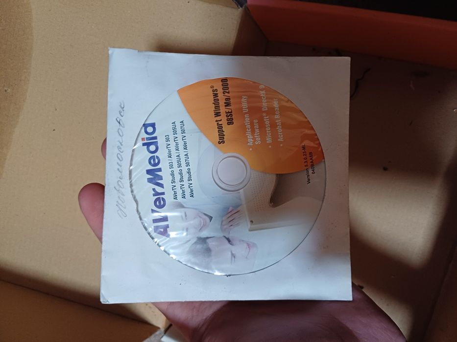 Продам AVerMedia Studio 505 UA