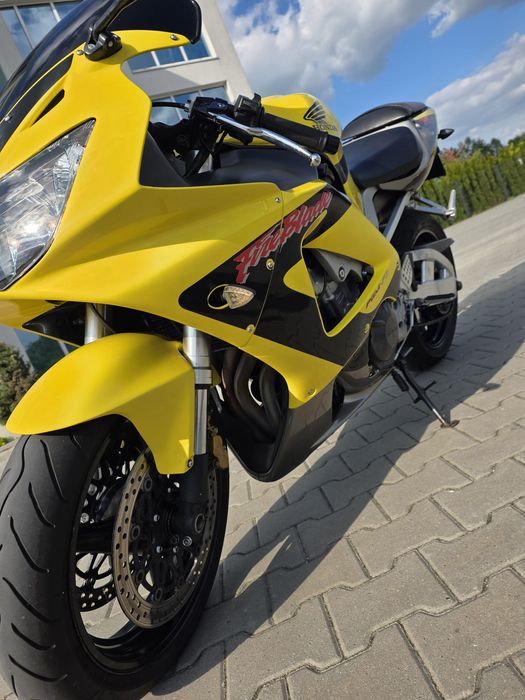 Honda CBR 929 fireblade 954