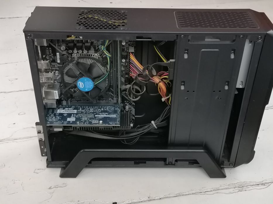 Системний блок ПК Комп'ютер