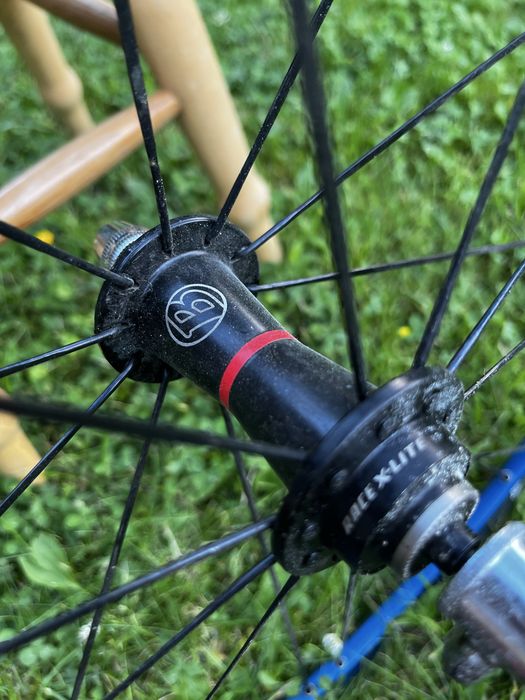 Przednie Koło Szosowe Bontrager Race X Lite 28" RXL DT Swiss | Proste