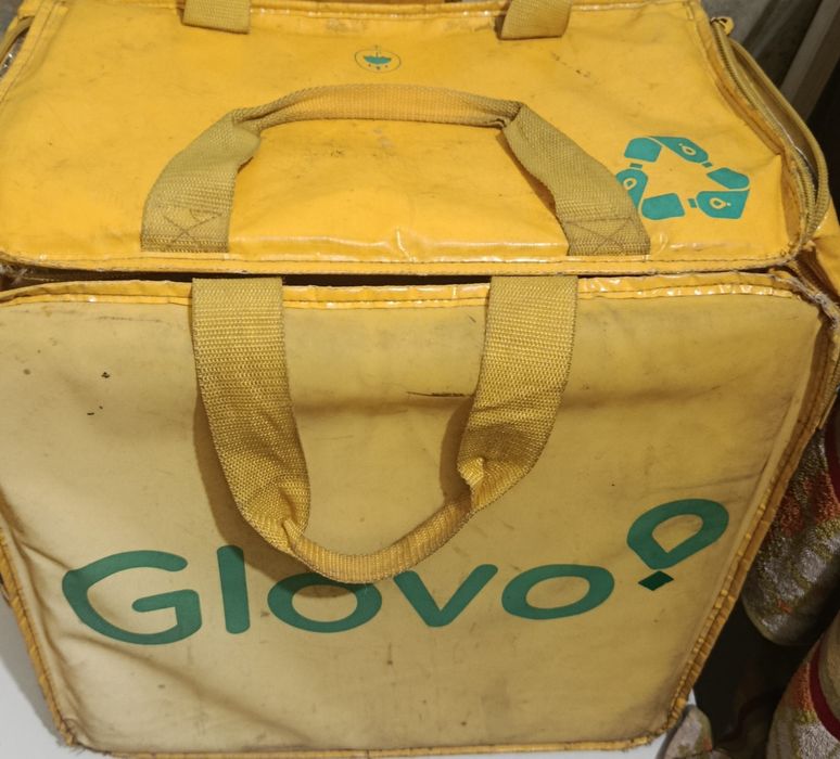 Продам Сумкy Glovo