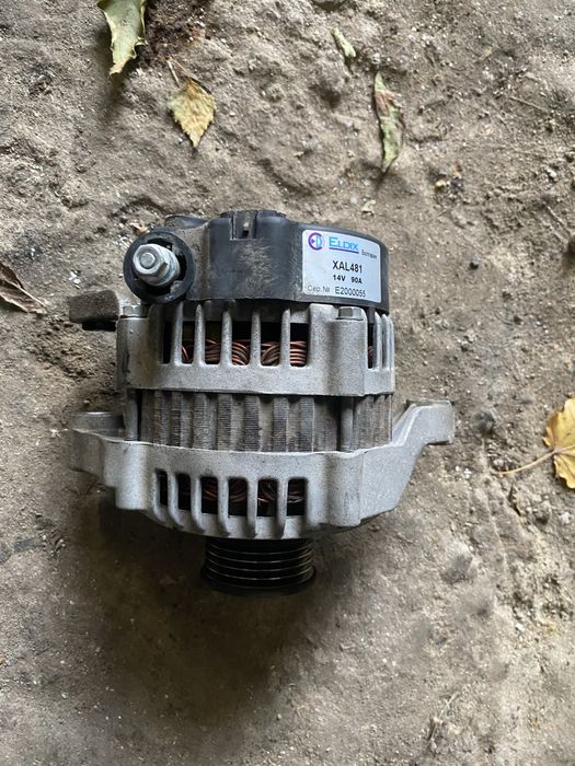 Генератор Geeli.