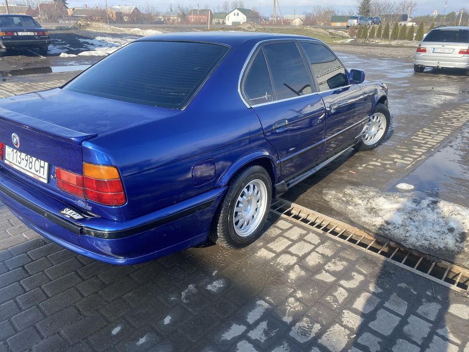 Продам бмв е 34