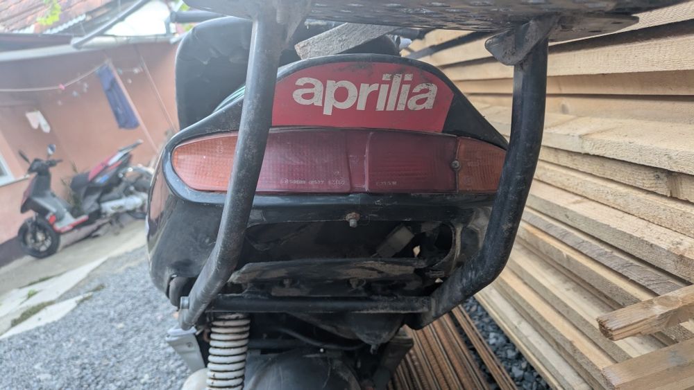 Продам скутер на запчастини Aprilia sr, апрілія minarelli, мінареллі