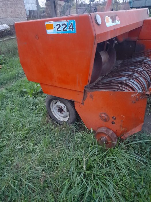 Продається прес підбирач сіпма 224.