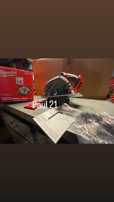 Milwaukee  serra Circular