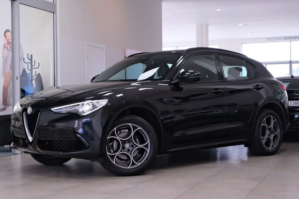 Alfa Romeo Stelvio Europa/Serwis ASO/Oryginał