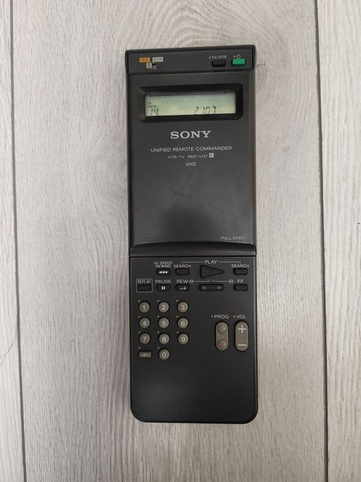 Pilot sony świetny stan