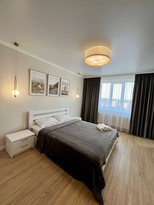 Гарна! 2 КІМНАТНА квартира з сучасним ремонтом, біля Обласної Лікарні