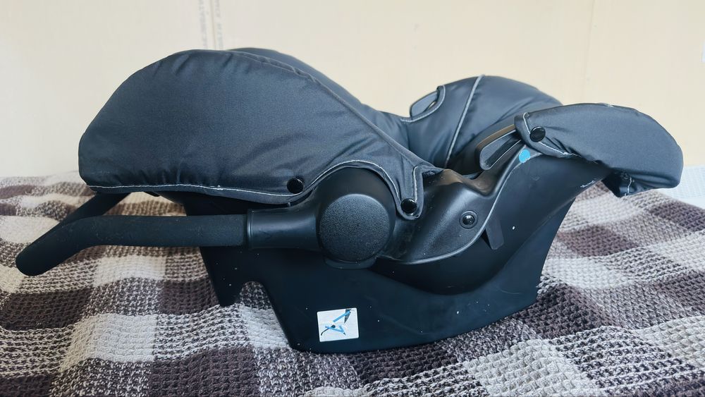 Автокресло люлька