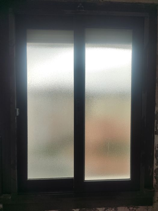 Janelas Alumínio Castanhas