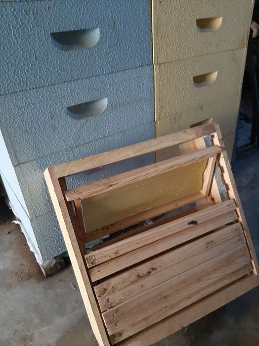 Vendo Alças e Colmeias