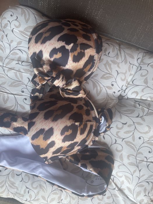 Гарний модний сексуальний тігровий купальник пуш-ап