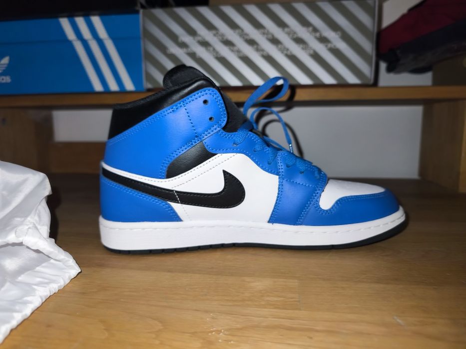 Niki air Jordan 1 Mid