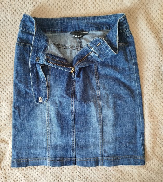 Джинсова спідниця Dorothy Perkins. Розмір UK 10 / EU 38 |