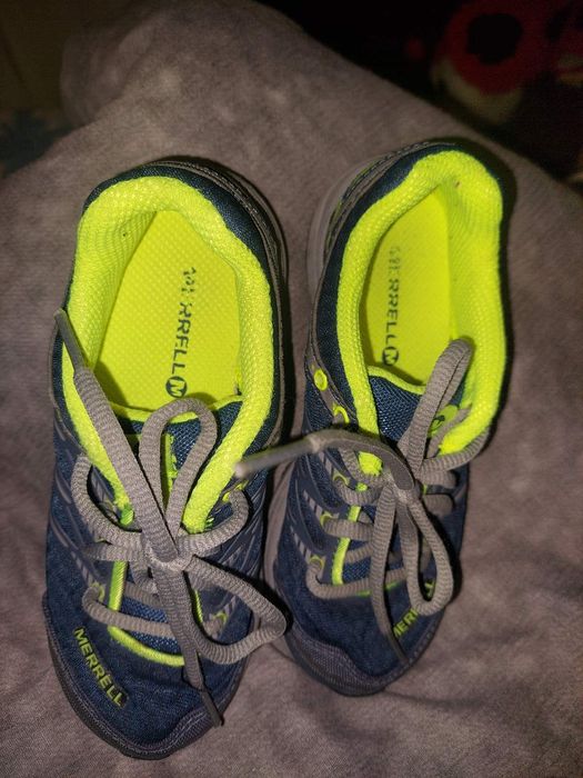 Кросівочки 30 розміру