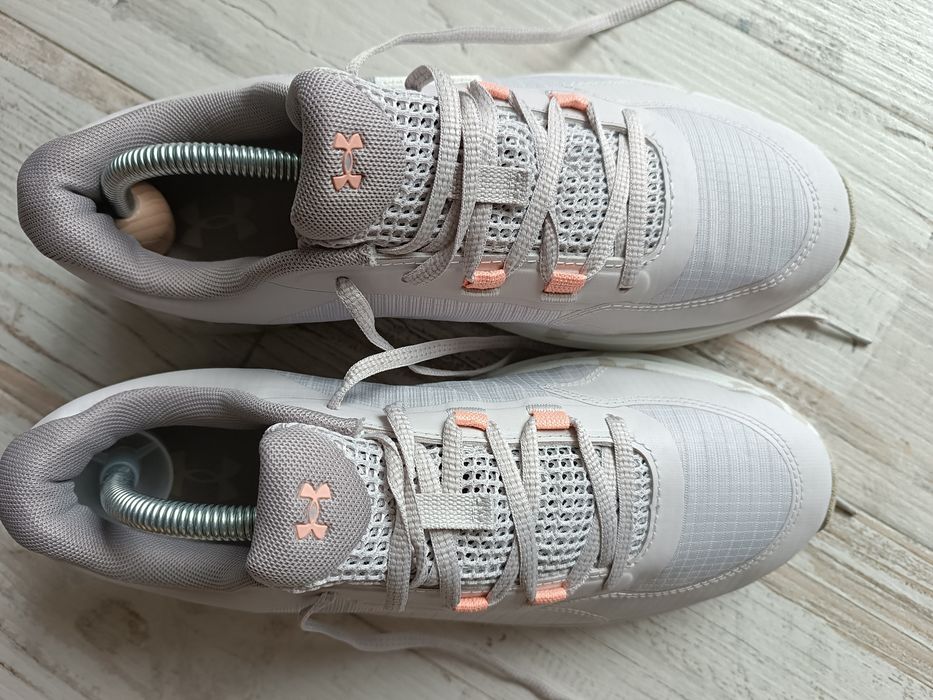Buty do biegania Under Armour 42r