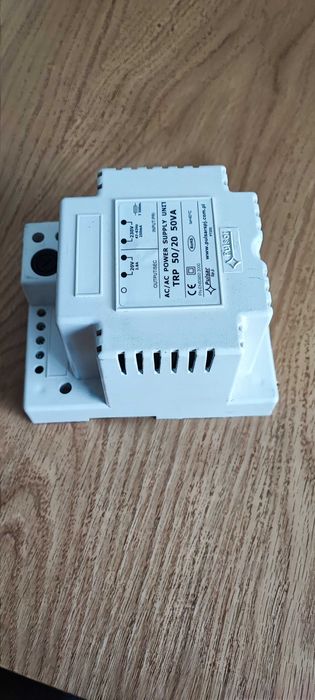 Pulsar TRP 50 20 50VA 20V AC AC alarm CCTV  do Satel Integra