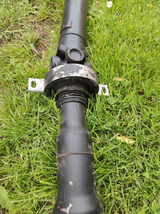 Wał napędowy BMW F10 f11 n63 4.4  automat