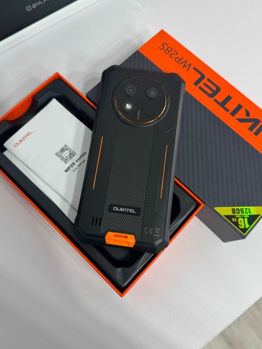 Мобільний телефон Oukitel WP28S з мощною батареєю, та водонепроникний