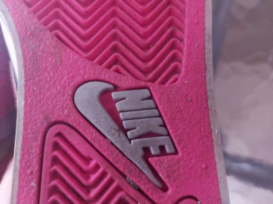 Nike sportowe czarne 37