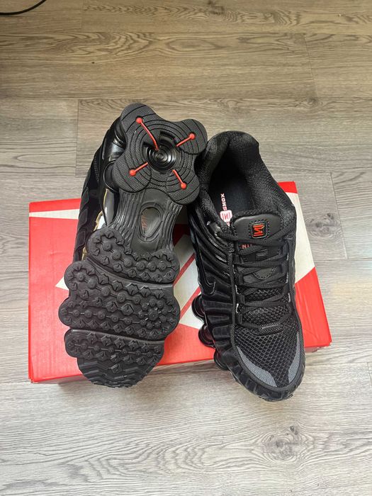 Nike_Shox TL  Czarny R.39
