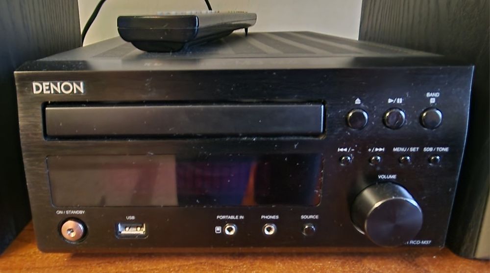 Miniwieża  Denon DCD-M37 (CD-MP3,AUX,Optyk,Blutooth)Super dźwięk