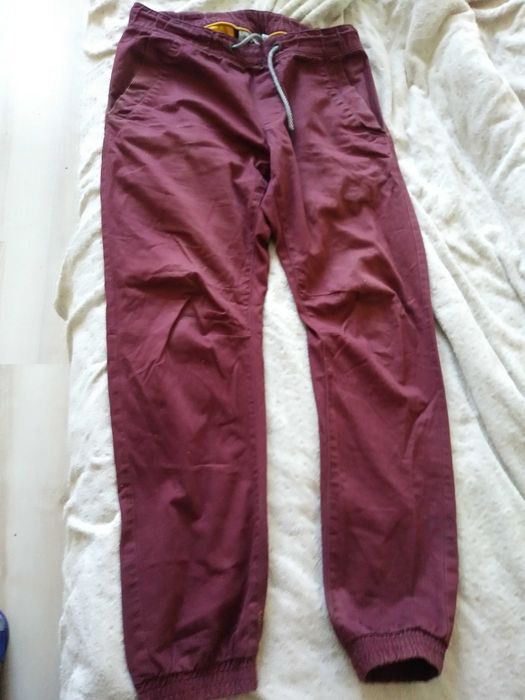 spodnie meskie czerwone