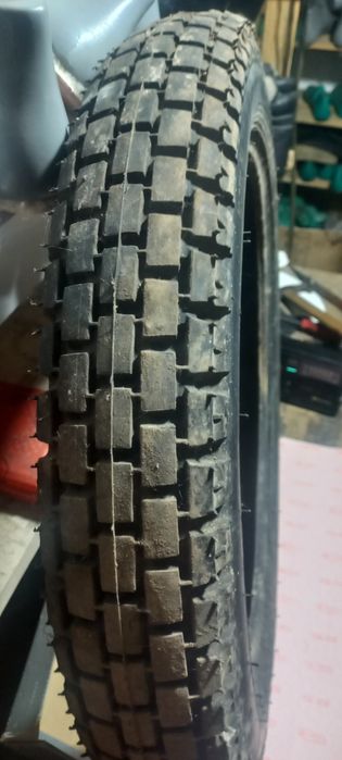 Шина покришка скат