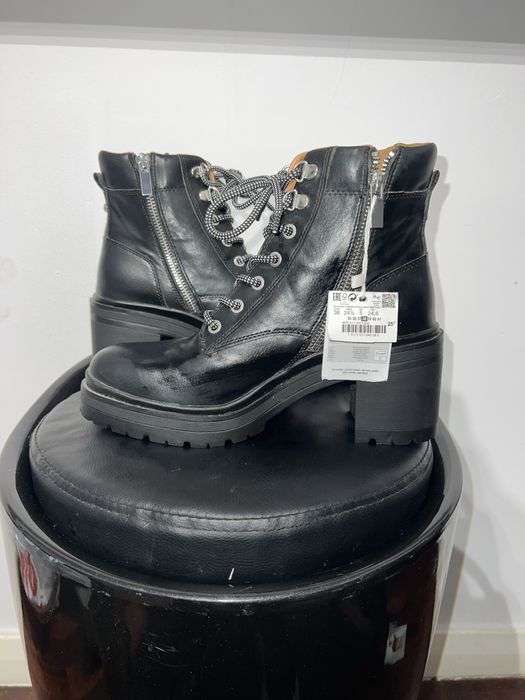 Botas pretas pull & bear