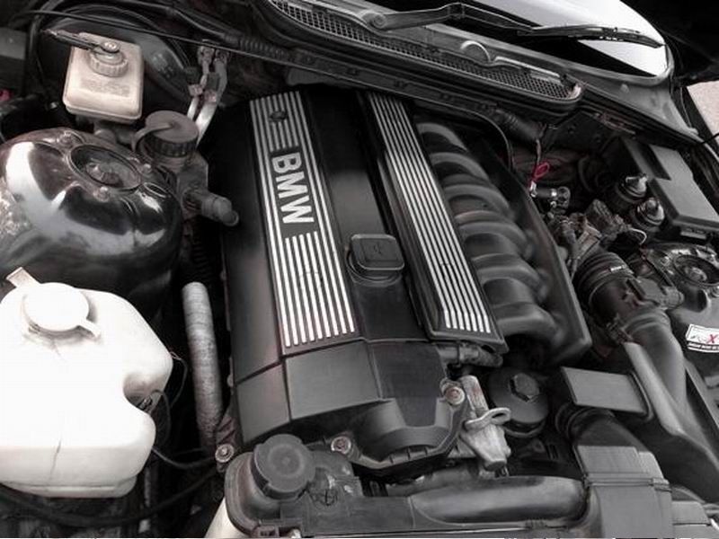 Запчасти  м52б20 е39 BMW