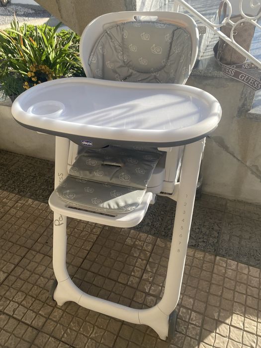 2 cadeiras de alimentação Chicco