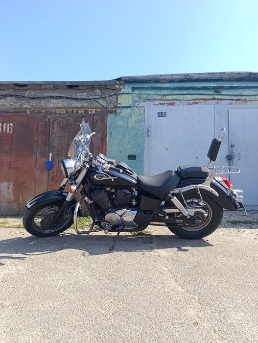 Honda shadow 750