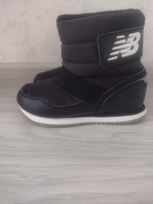 Дитячі чобітки New Balance
