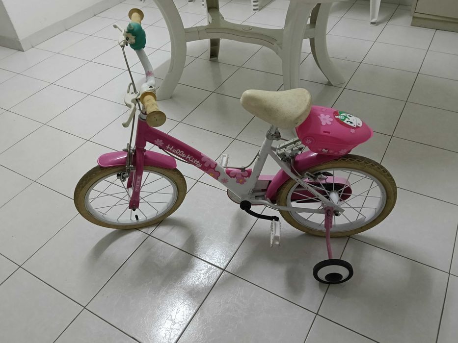 Bicicleta de Criança Hello Kitty 16" – Com Rodinhas e Buzina Unicórnio