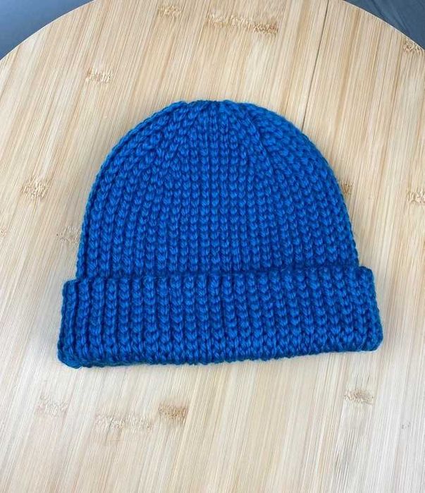 Granatowa dziergana handmade czapka