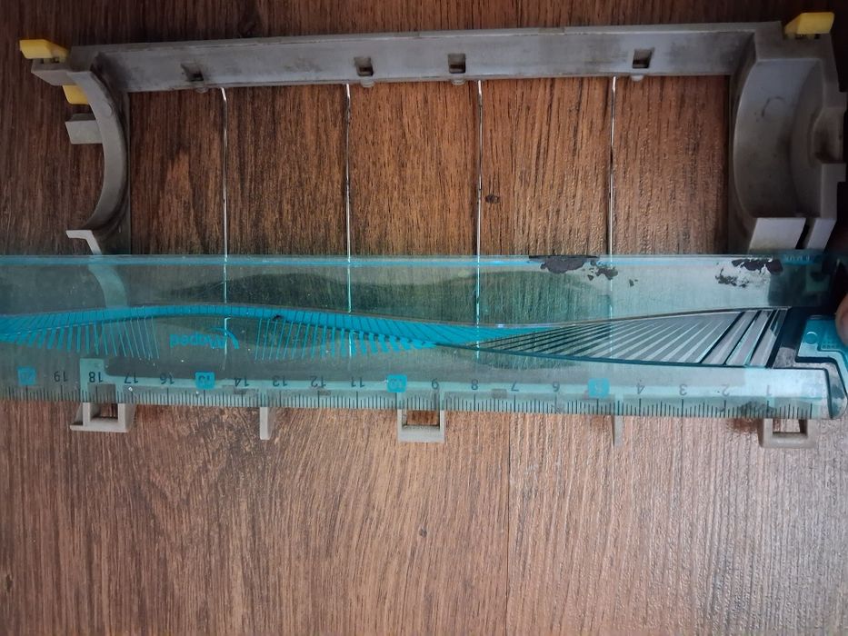 IRobot Roomba części, Osłona szczotek oraz szczoteczki