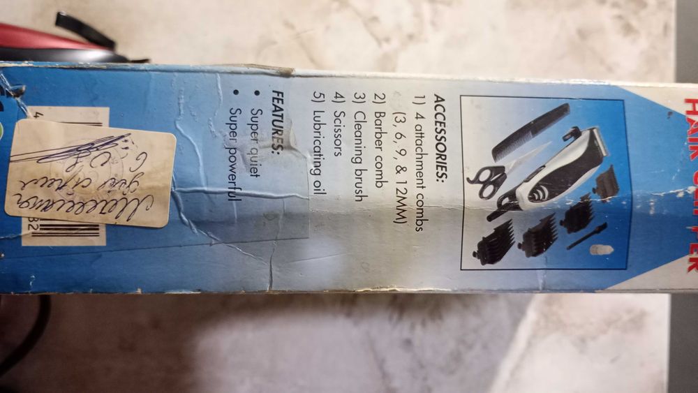 Германия,машинка для бритья Domotec с насадками.