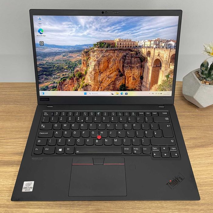 Lenovo ThinkPad X1 Carbon G8 14"FHD i7-10610U 16GB RAM 256GB Klasa A