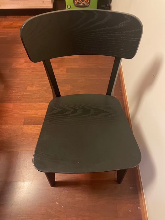 Conjunto mesa e 4 cadeiras