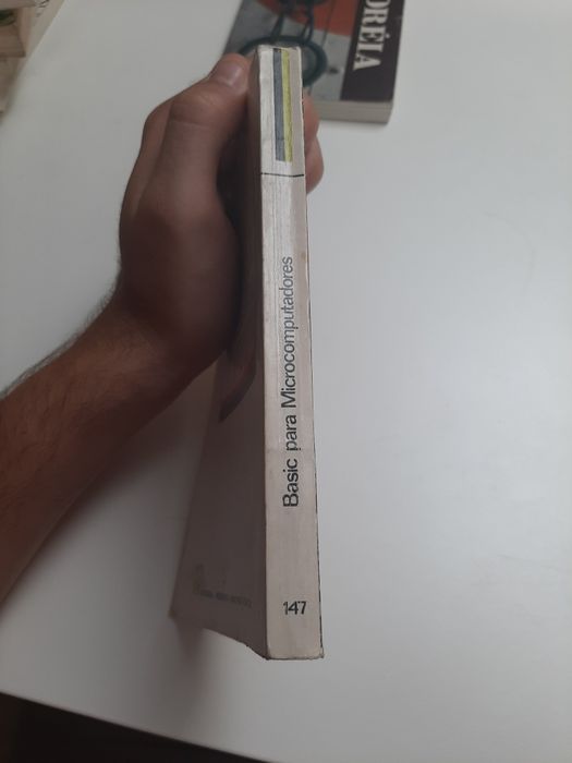 Livro basic para microcomputadores A.P. stephenson