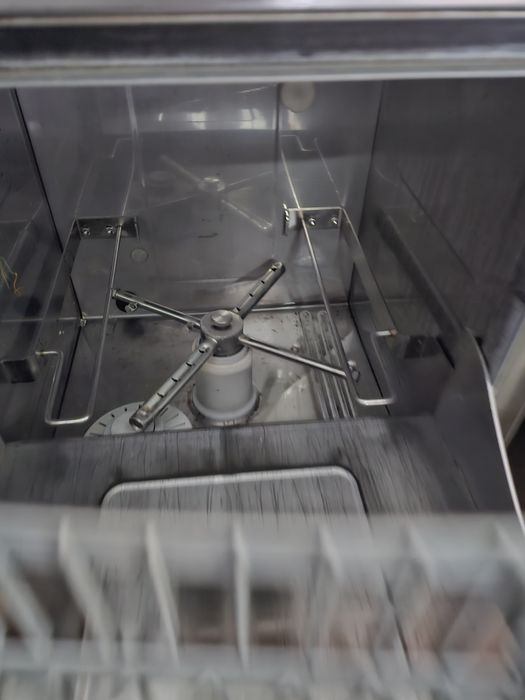 Máquina lava chávenas