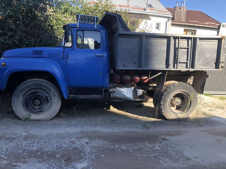 ЗІЛ 130  Самоскид