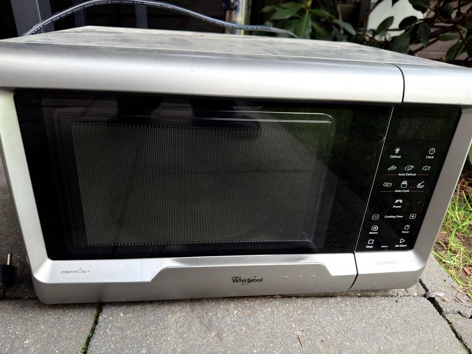 Mikrofala Whirpool