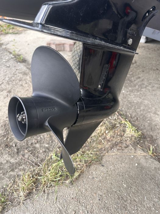 Ponton z silnikem kolibri  KM360D