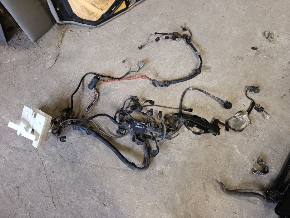 BMW E60 525d 197km wiązka silnika automat