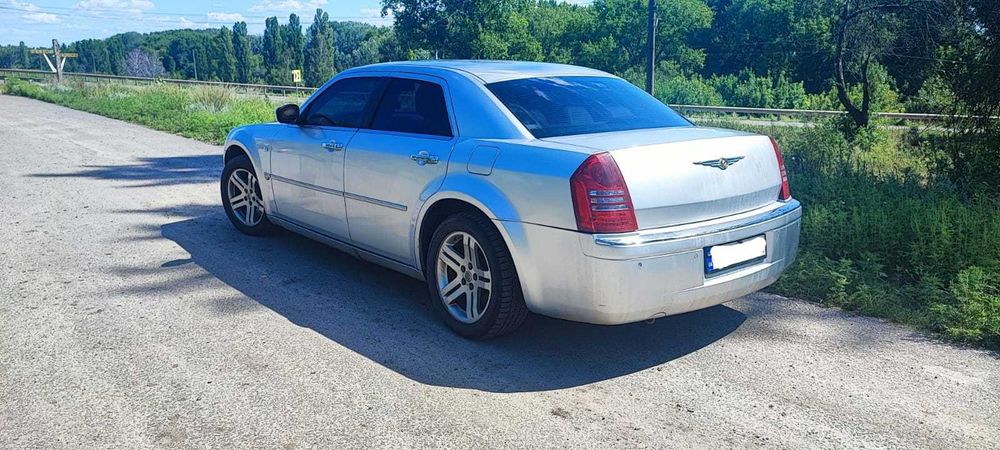 Chrysler 300C 2.7 2005 року