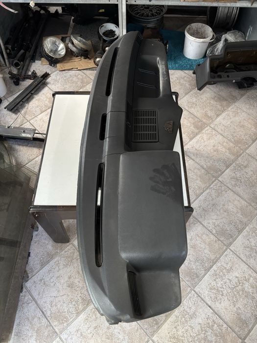 BMW e21 deska rozdzielcza konsola kokpit