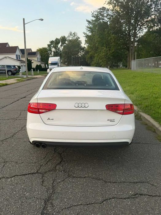 Audi A4      2015