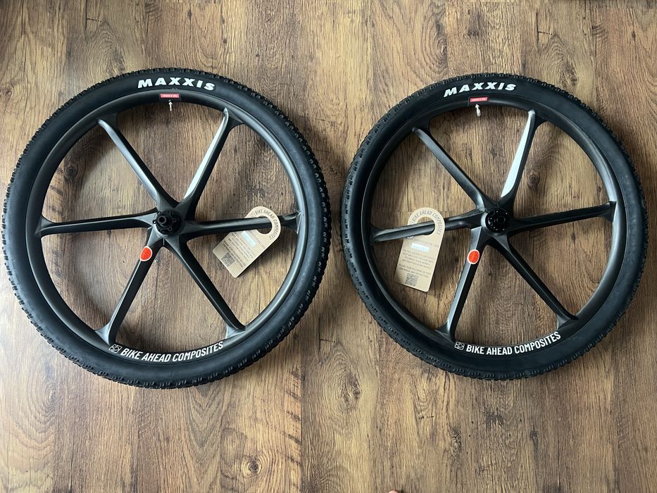 Kola BikeAhead BiTurbo 29” boost komplet 1355g sram xx sl 1299 Maxxis